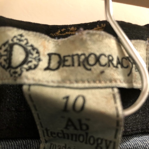 Democracy Jeans - Picture 5 of 5